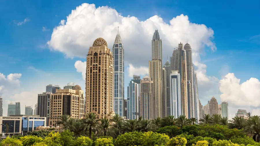 Business Setup Options in Dubai: Free Zone vs Mainland