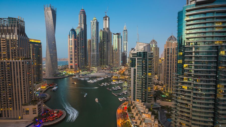How to Start Your Journey in the Stock Market of Dubai