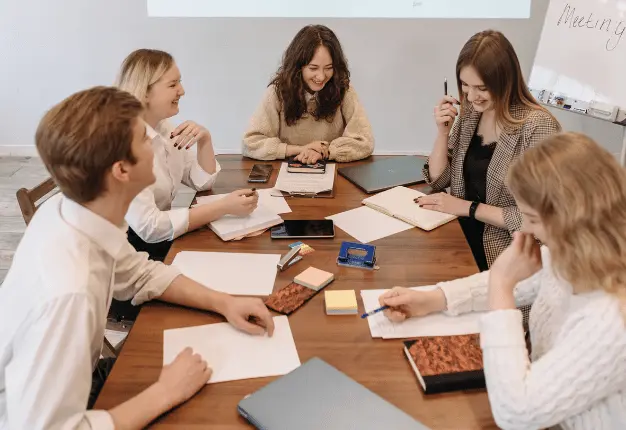 Why Start a Business in Dubai, UAE